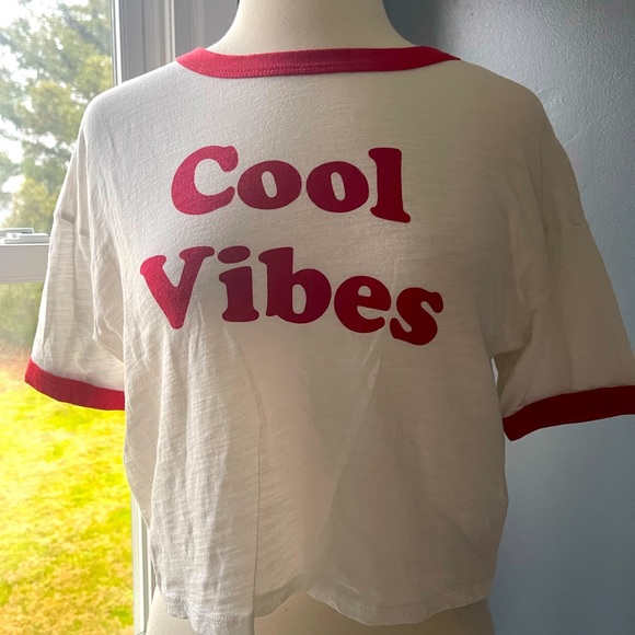 Cool Vibes Crop Top - Picture 1 of 4
